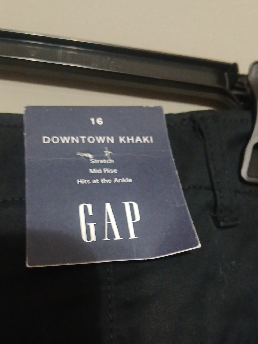 GAP Women's Dark Navy Straight Chinos - Picture 7 of 7